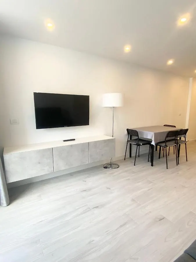 Borinquen Exclusive Apartment Sea & Pool View Playa Feñabe Spanien